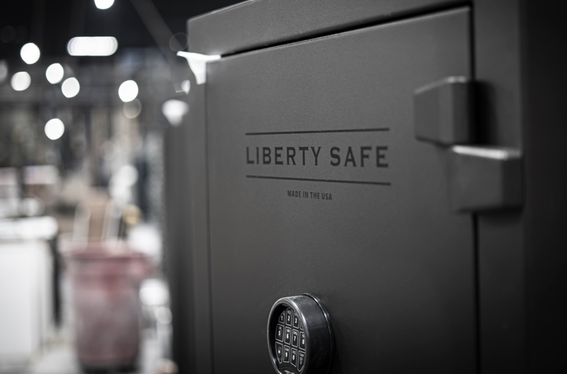 Electronic Lock Safe in Jacksonville vs Mechanical Dial: Selecting the Right Liberty Safe Lock